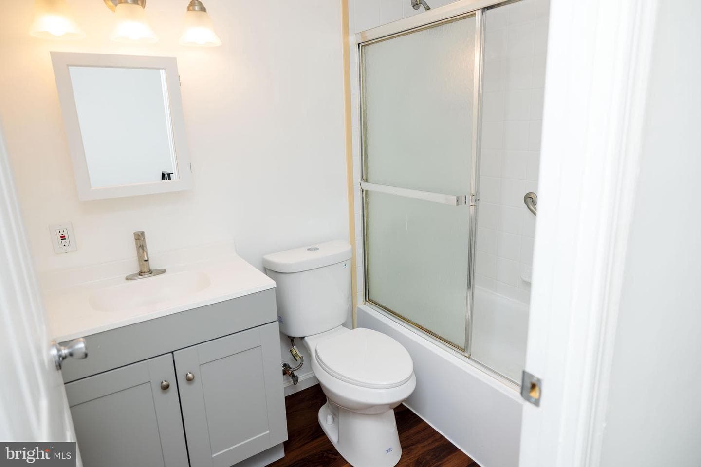 6 Bardia Court photo 17