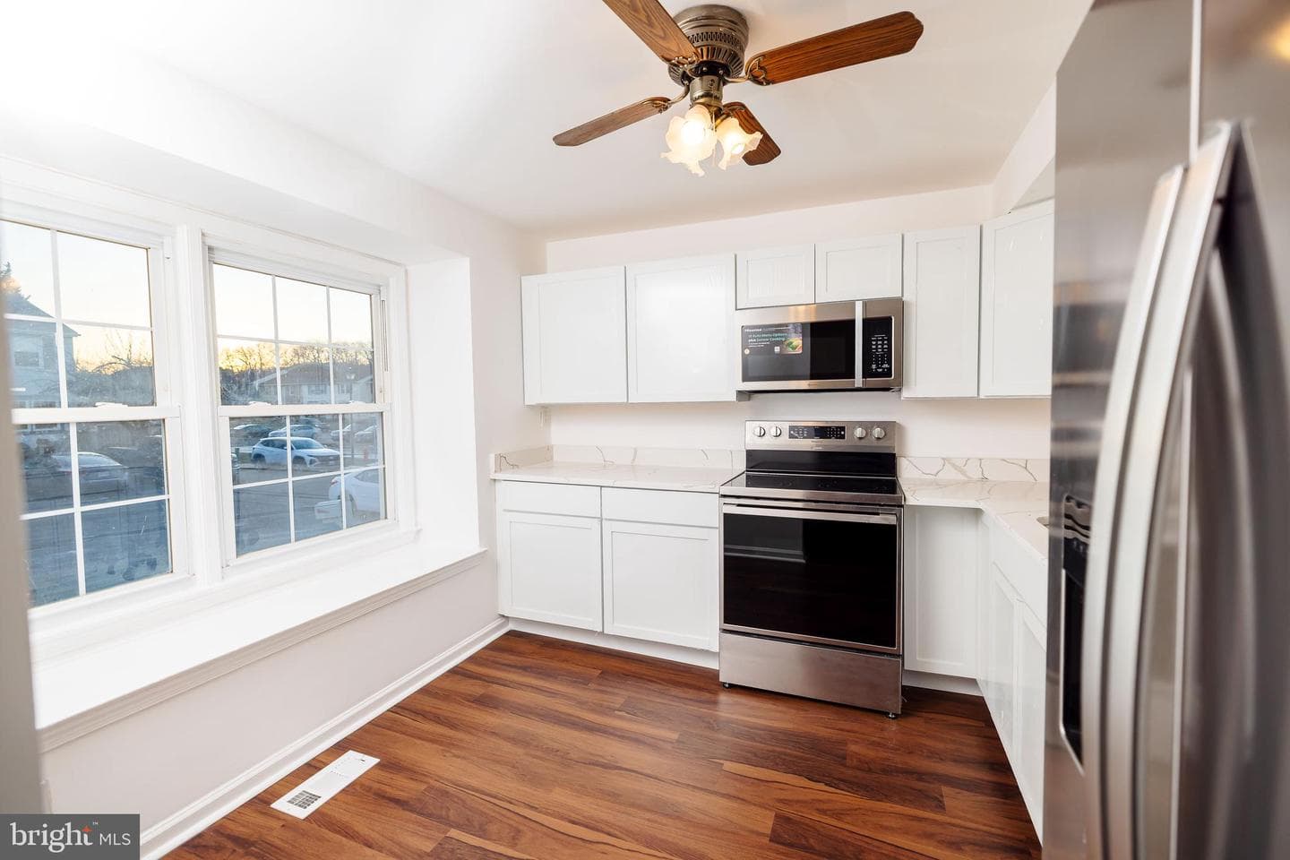 6 Bardia Court photo 3