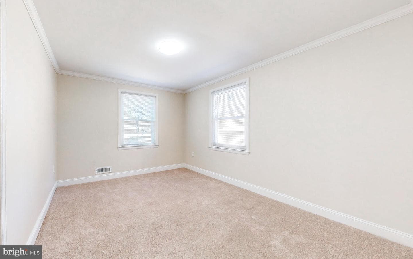 6717 Glenkirk Road photo 20