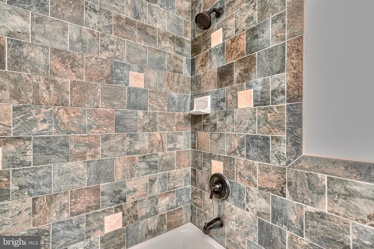 18 Monhegan Court #27d photo 22