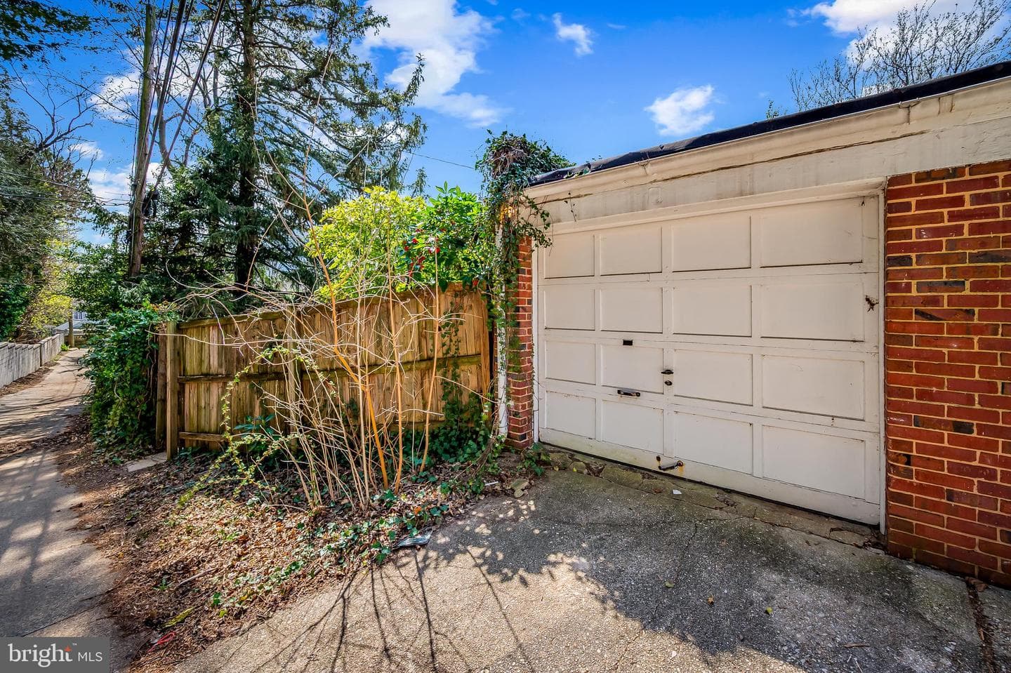 7209 Oxford Road photo 14