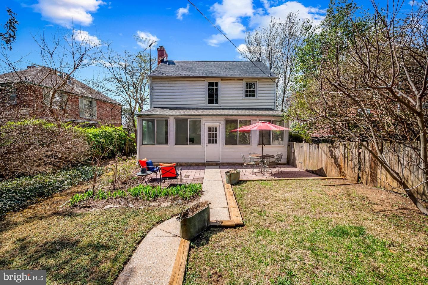 7209 Oxford Road photo 2