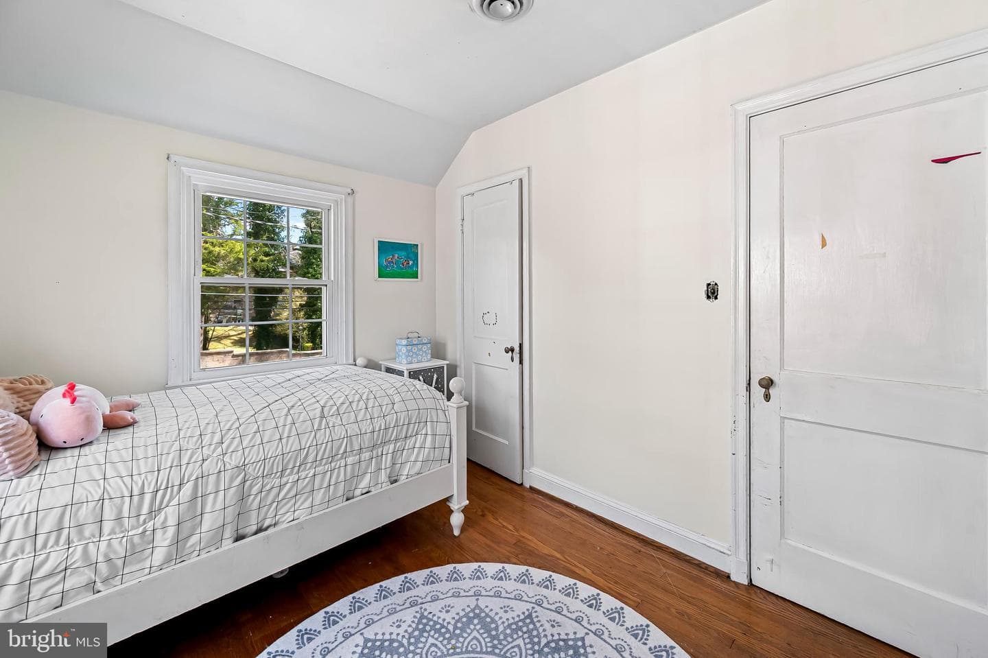 7209 Oxford Road photo 27