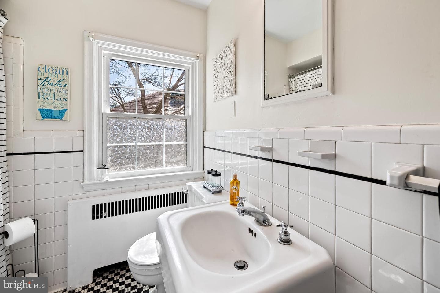 7209 Oxford Road photo 29