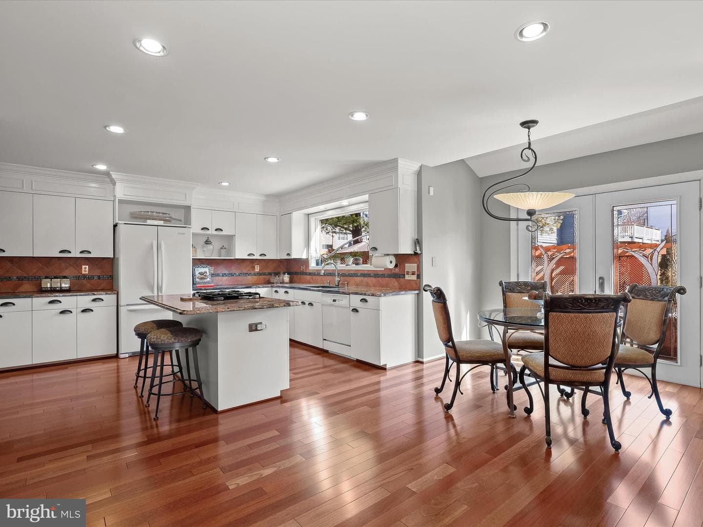 1 Red Maple Court photo 12