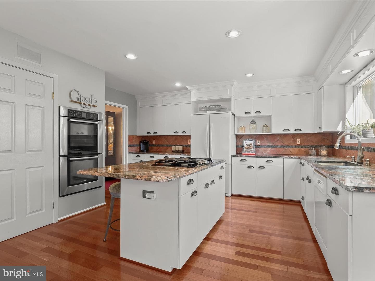 1 Red Maple Court photo 16