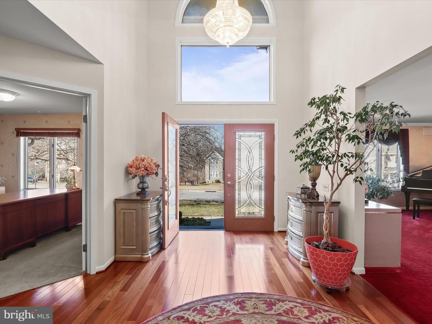 1 Red Maple Court photo 4