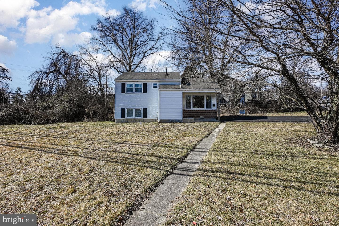 6607 Dogwood Road photo 2