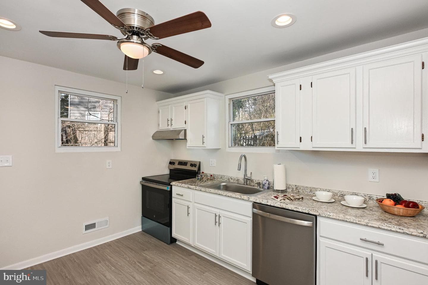 6607 Dogwood Road photo 9