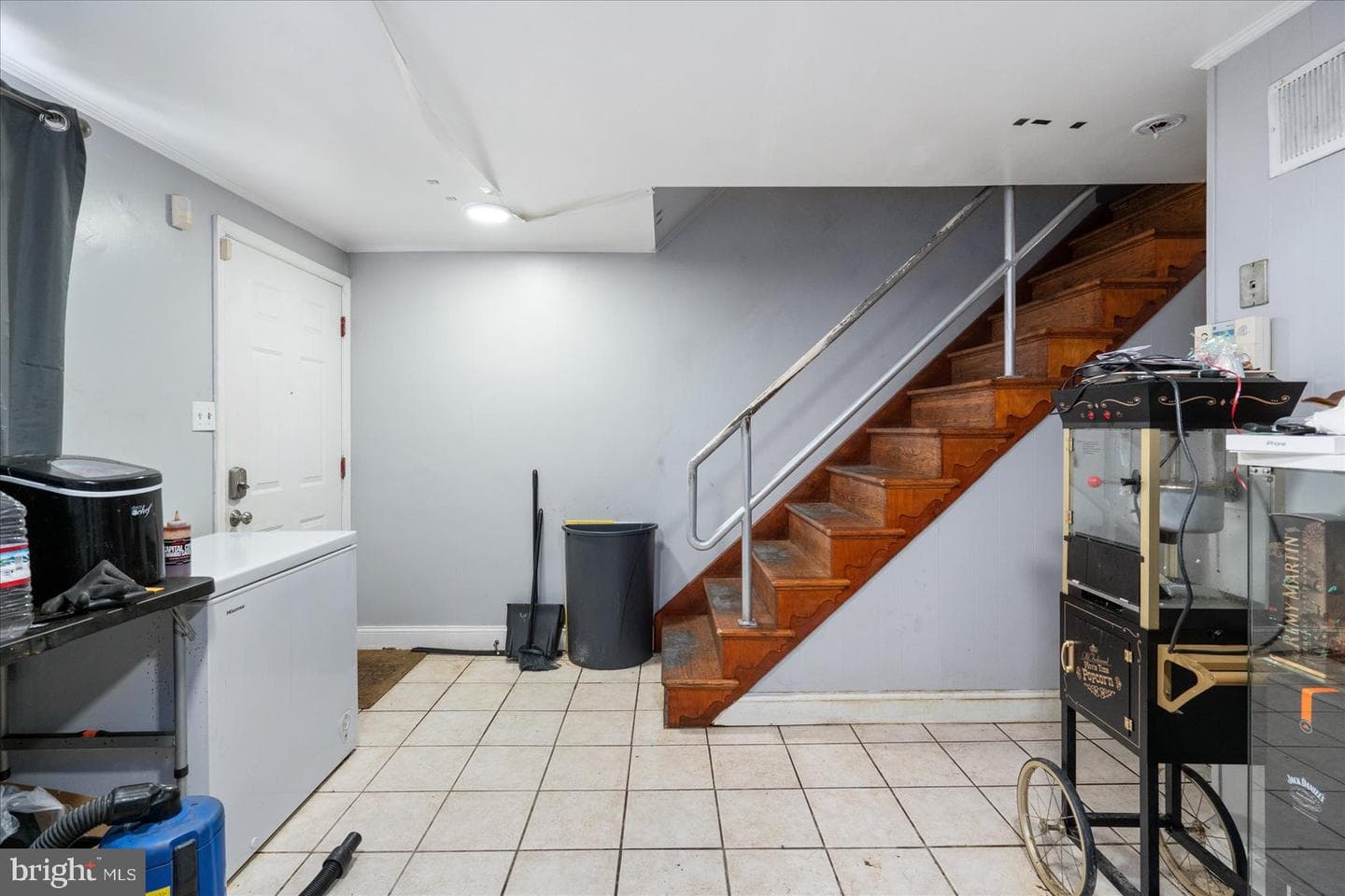 503 Carlsbad Court photo 12