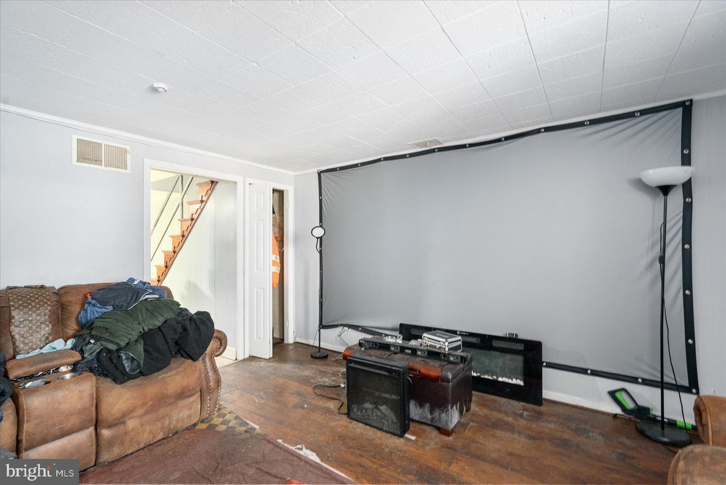 503 Carlsbad Court photo 13