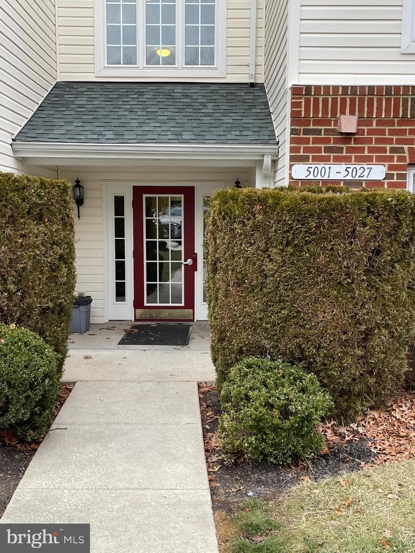 5017 Marchwood Court #5h photo 3