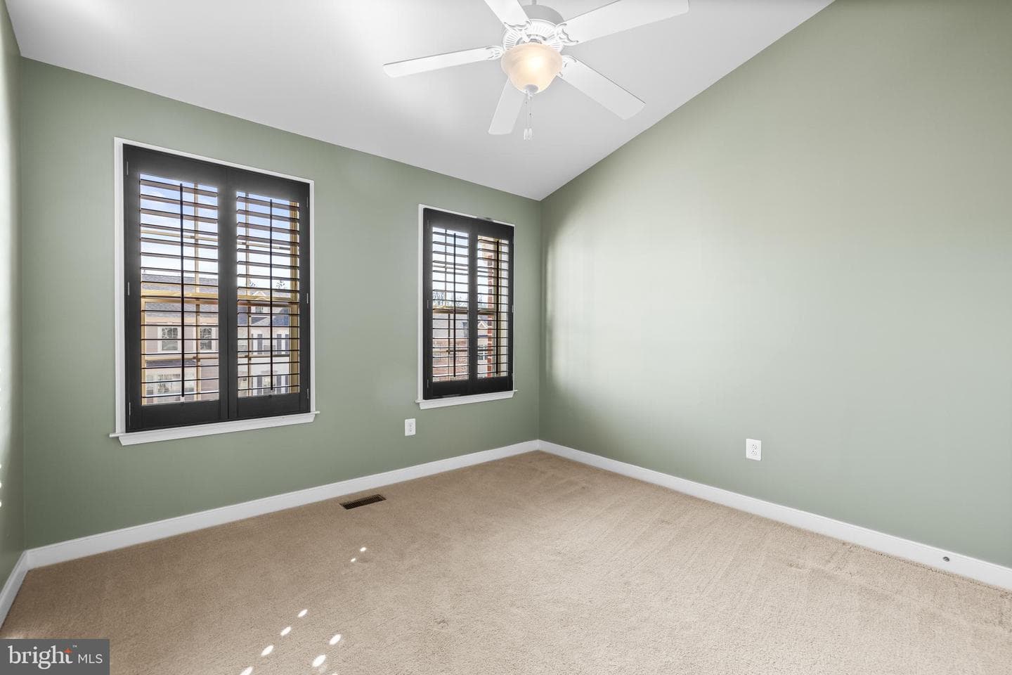 14046 Fox Hill Road photo 30