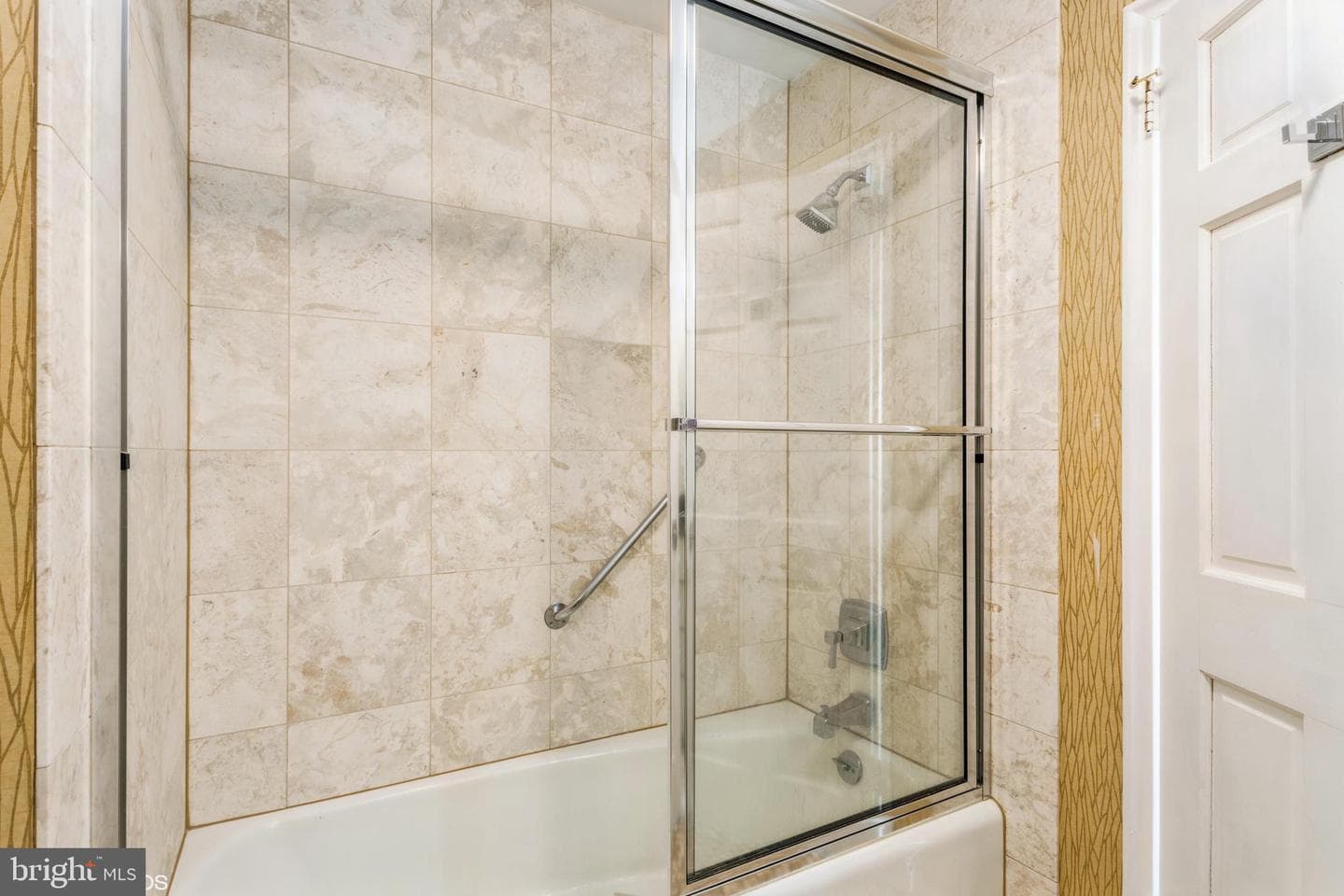11 Slade Avenue #607 photo 37