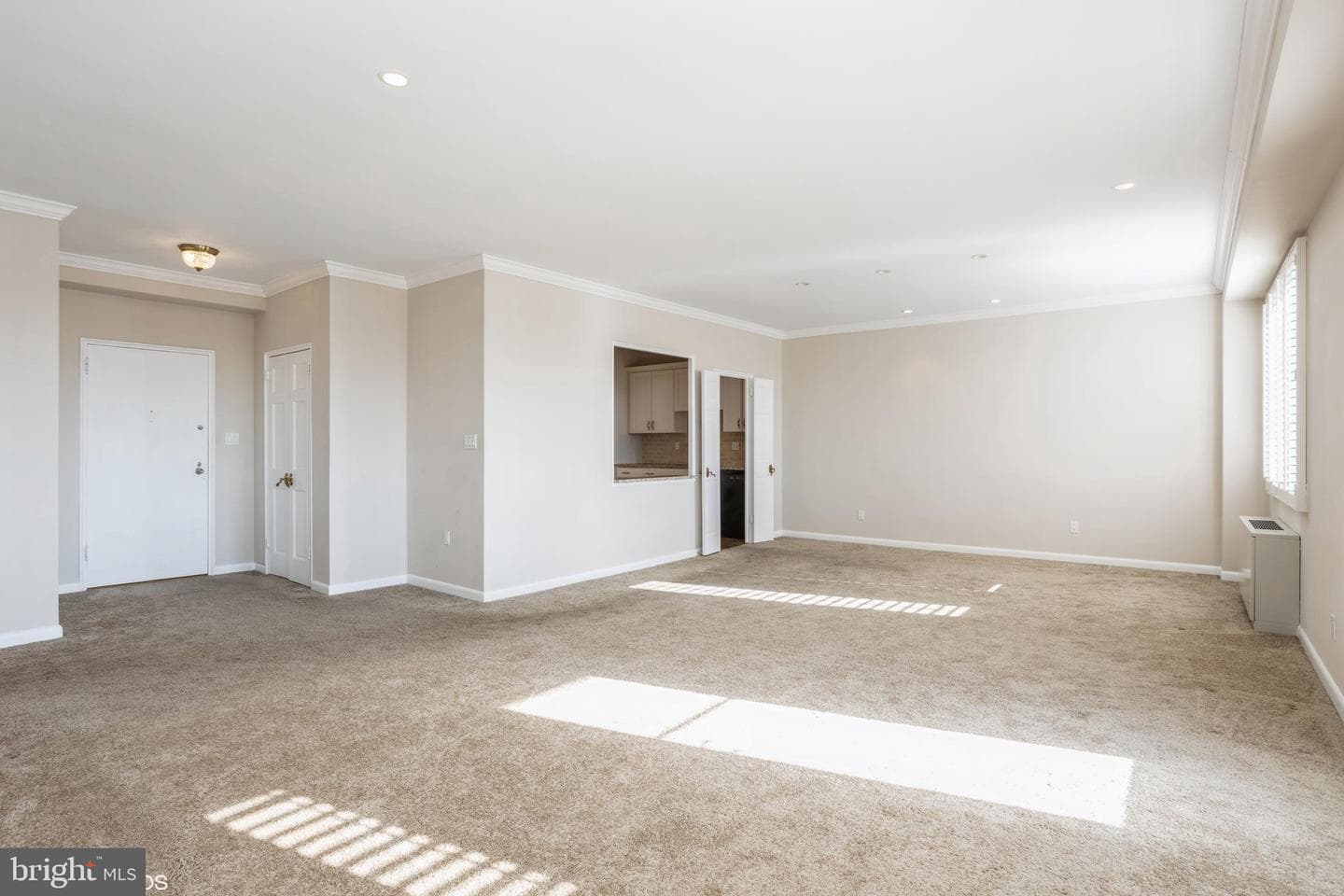 11 Slade Avenue #607 photo 6