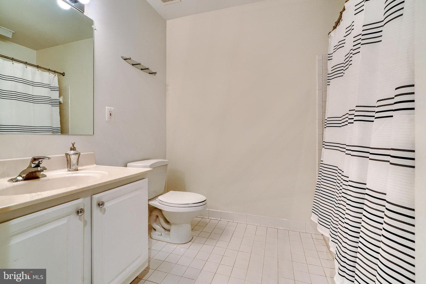 12105 Tullamore Court #303 photo 29
