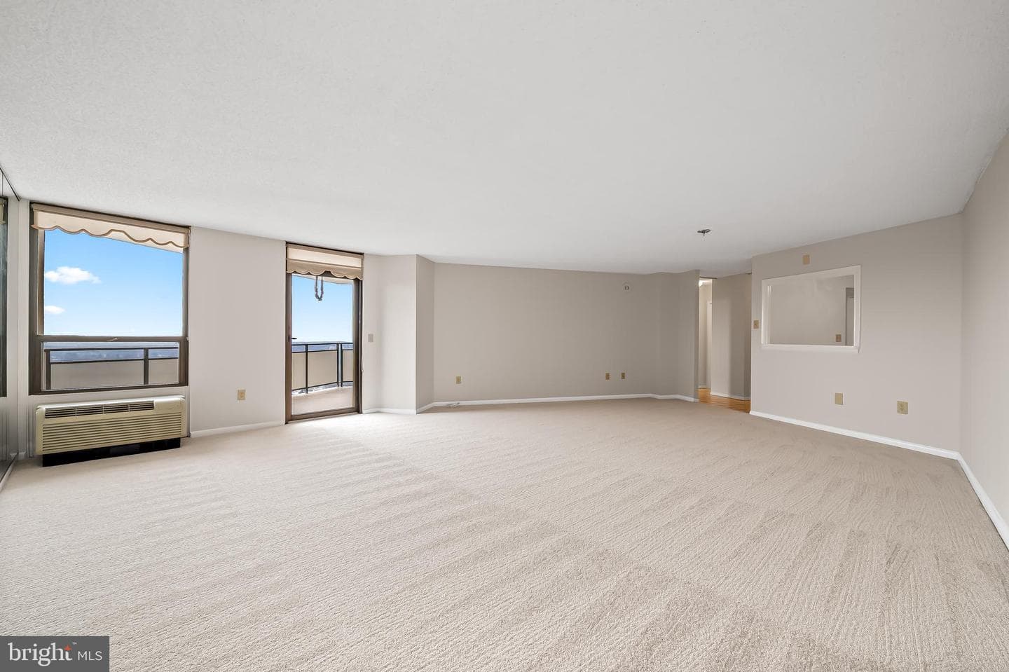 205 E Joppa Road #2604 photo 15