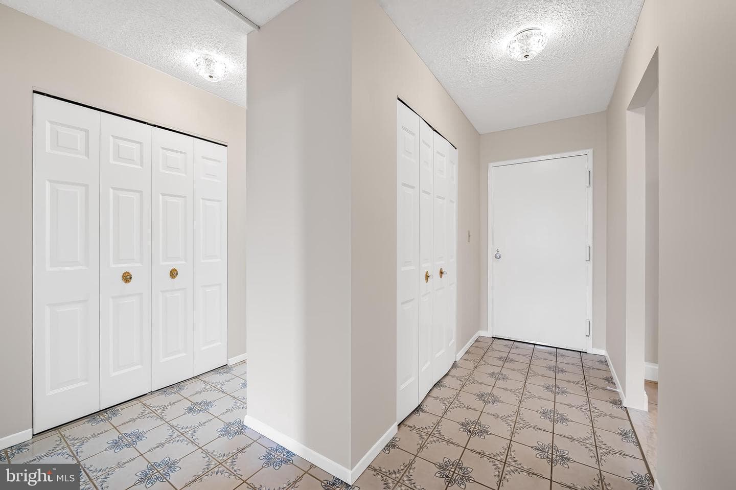205 E Joppa Road #2604 photo 6