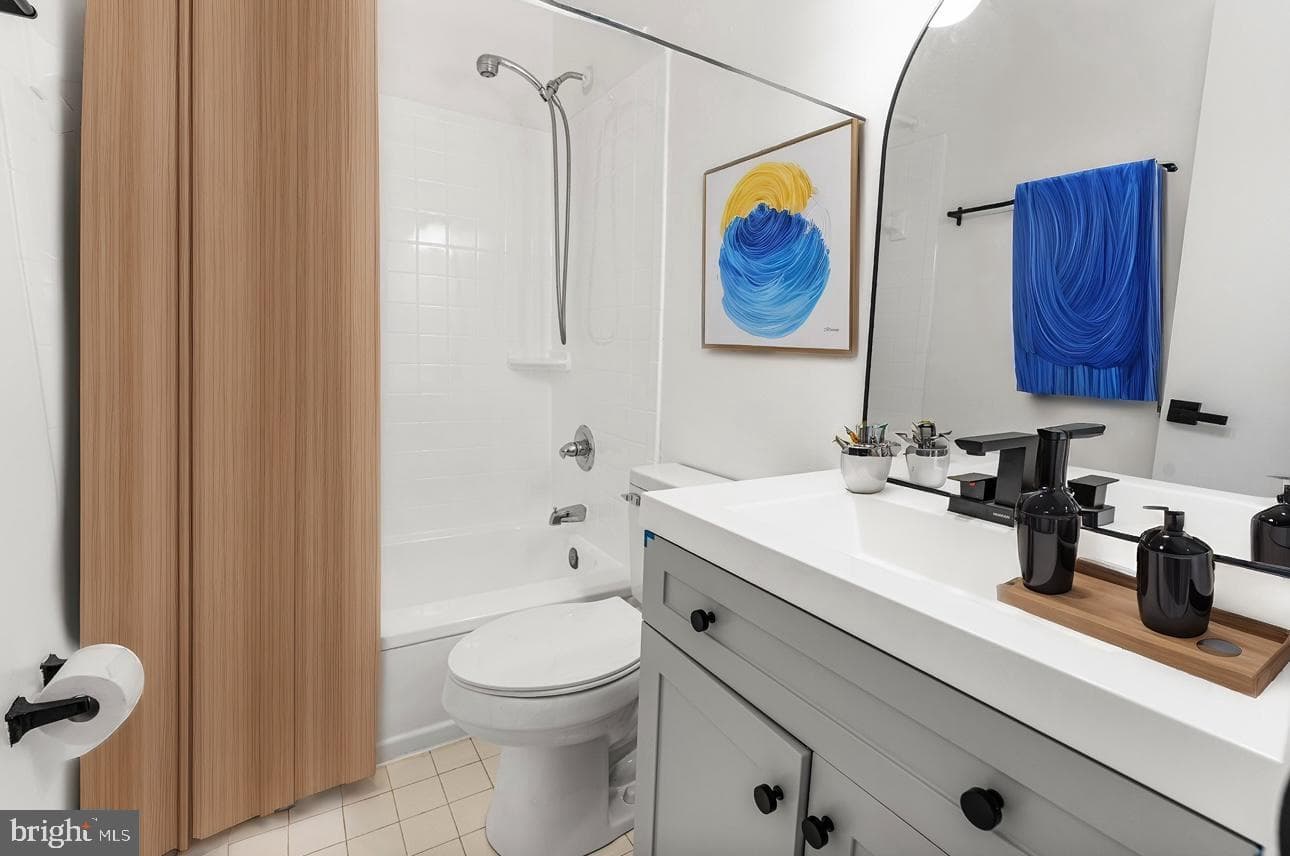 6542 Woodgreen photo 8