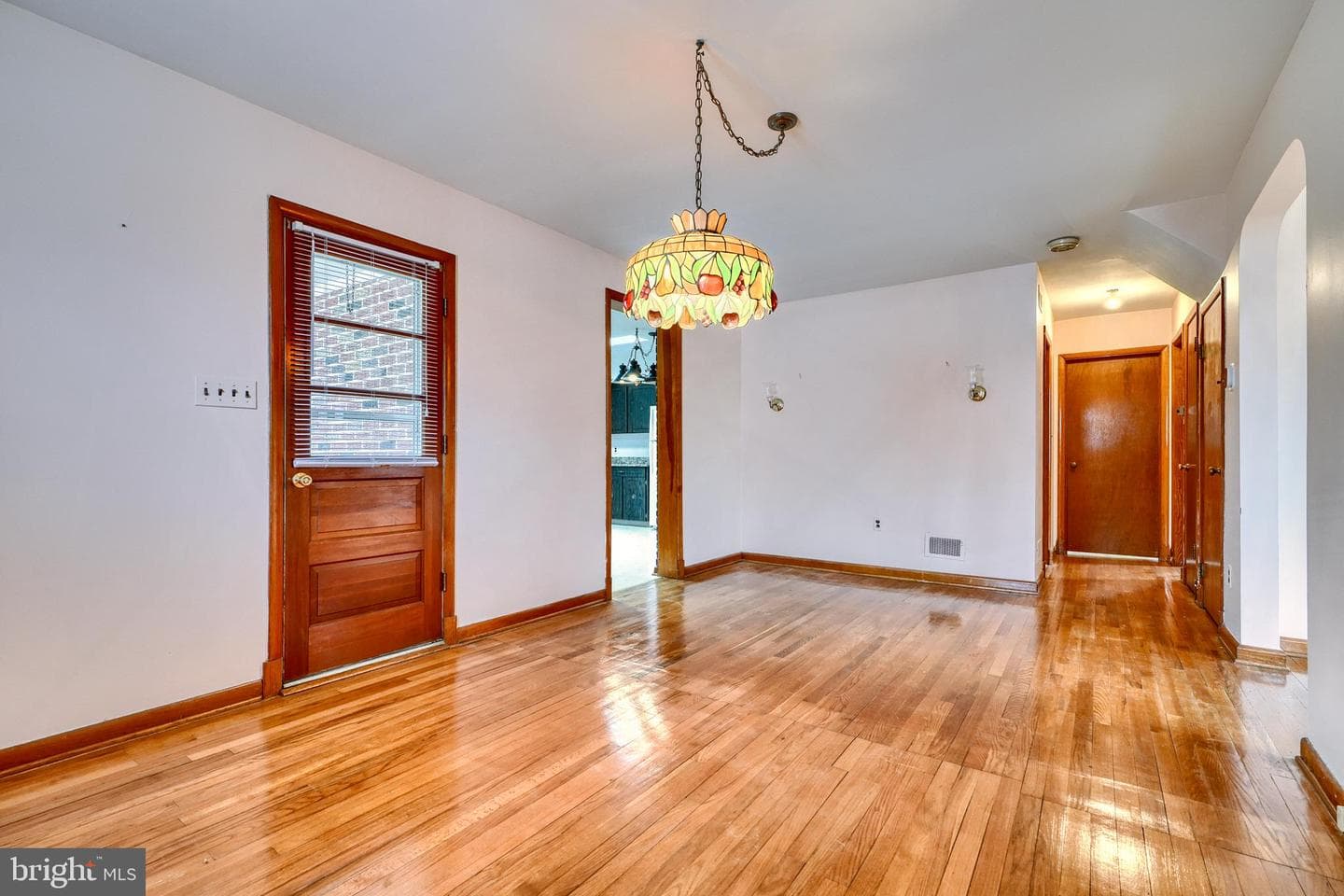 9623 Alda Drive photo 11