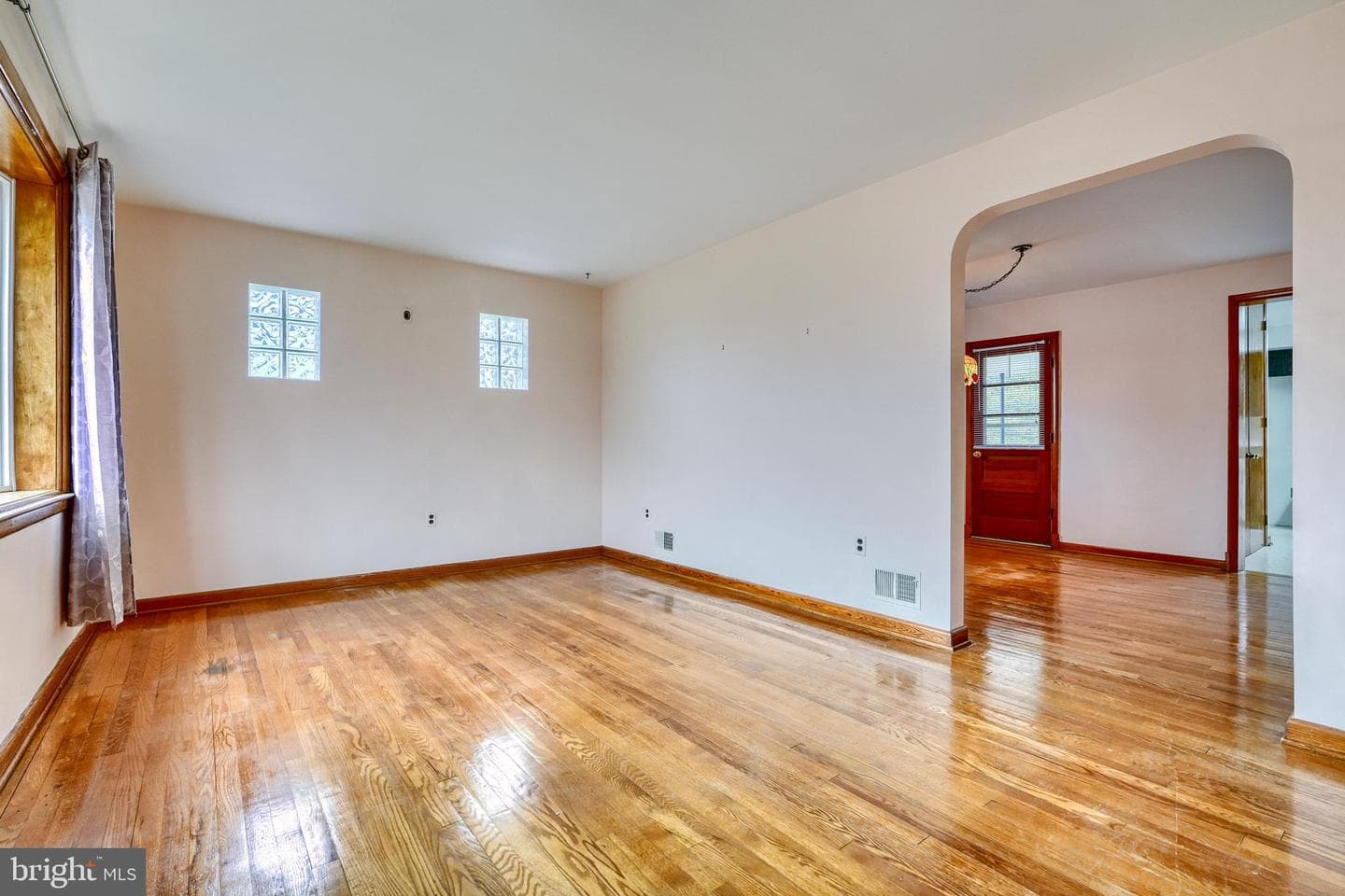 9623 Alda Drive photo 4