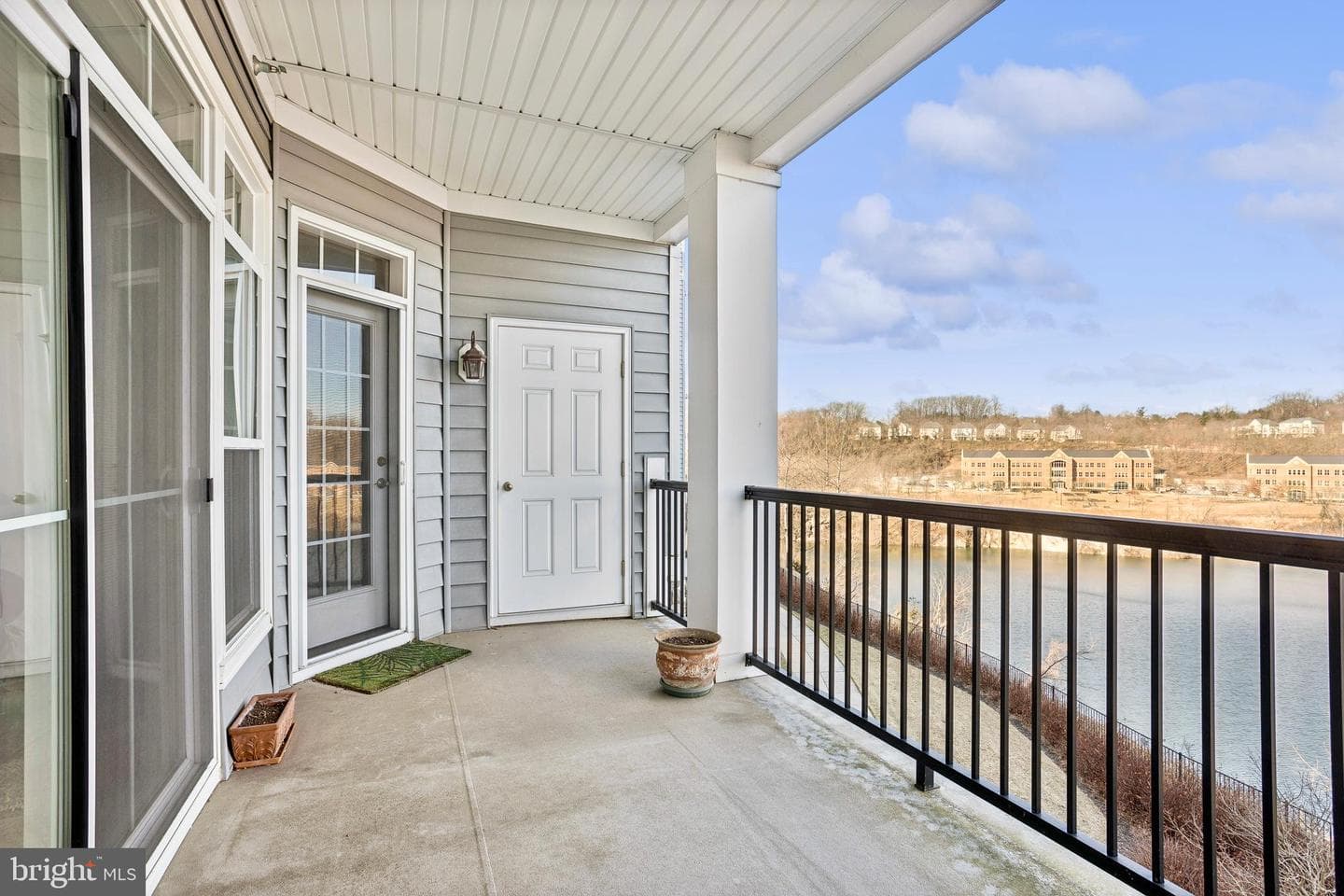 2800 Stone Cliff Drive #209 photo 3