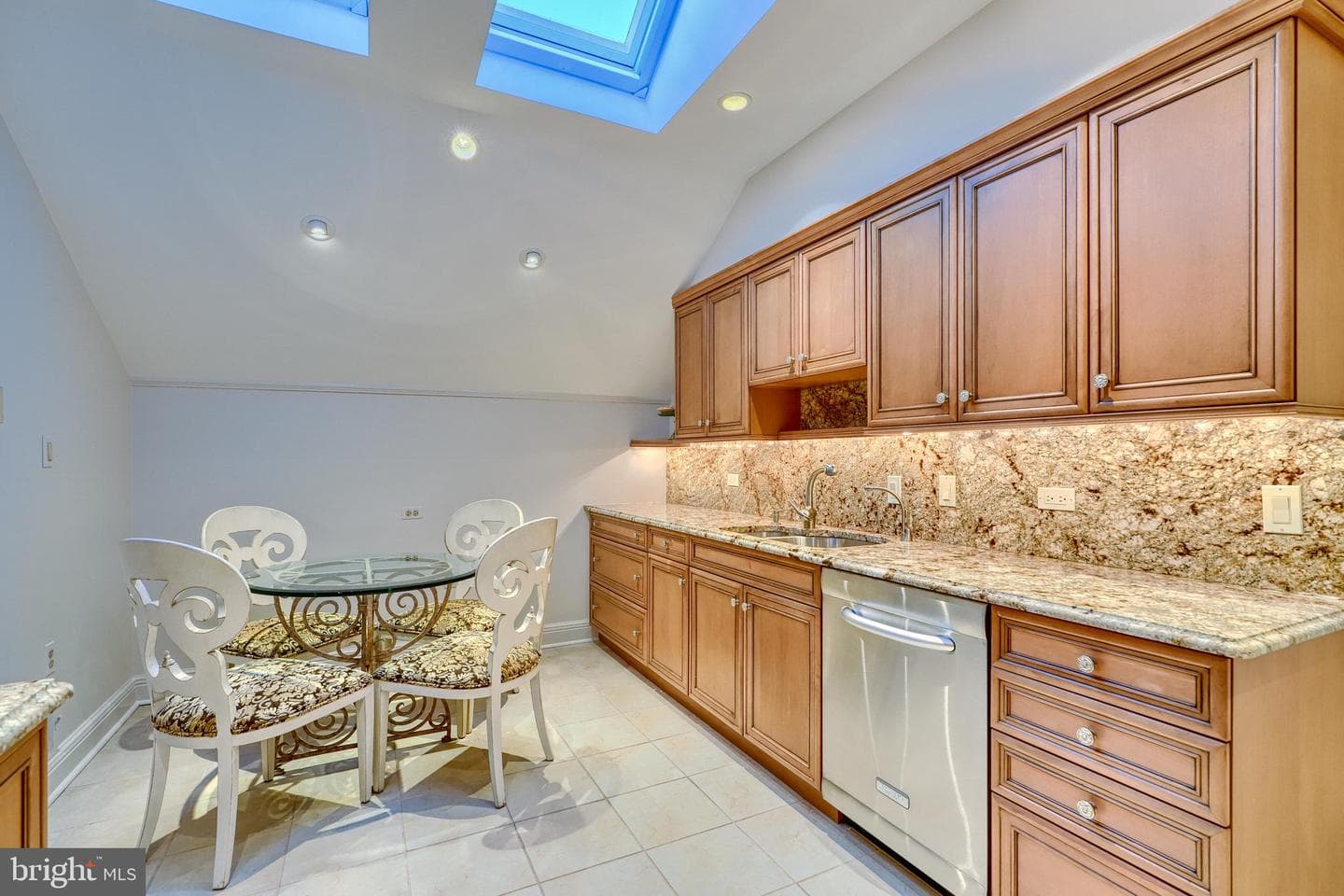 2331 Old Court Road #507 photo 14