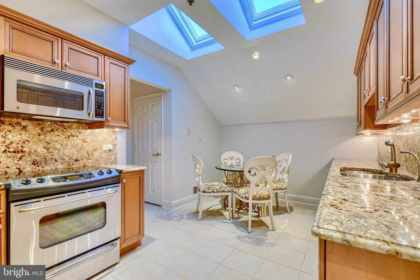 2331 Old Court Road #507 photo 15