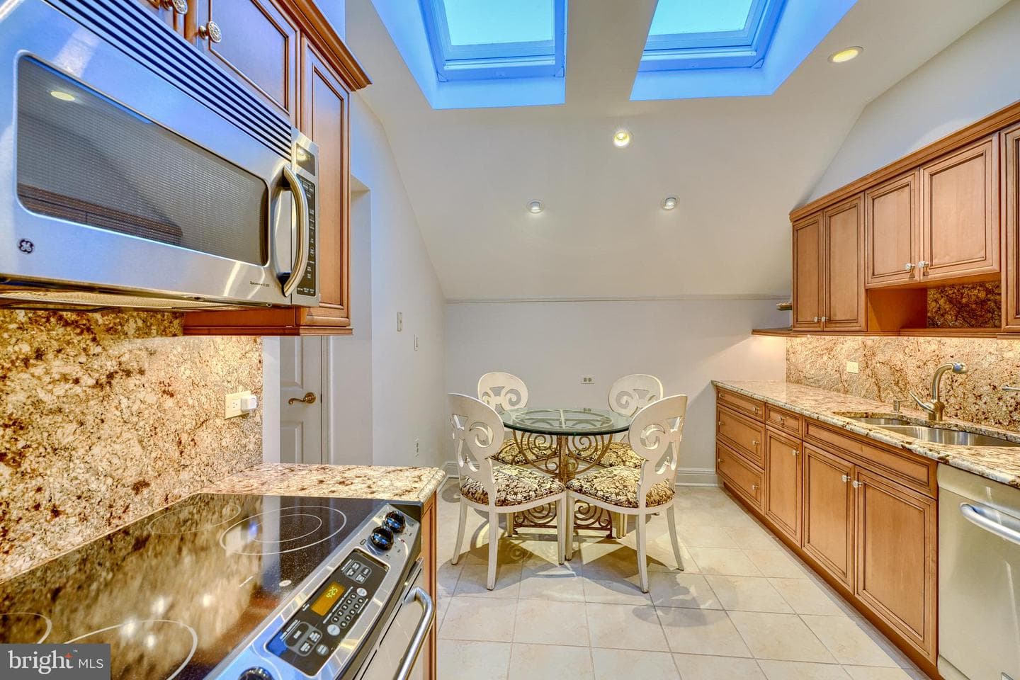 2331 Old Court Road #507 photo 16