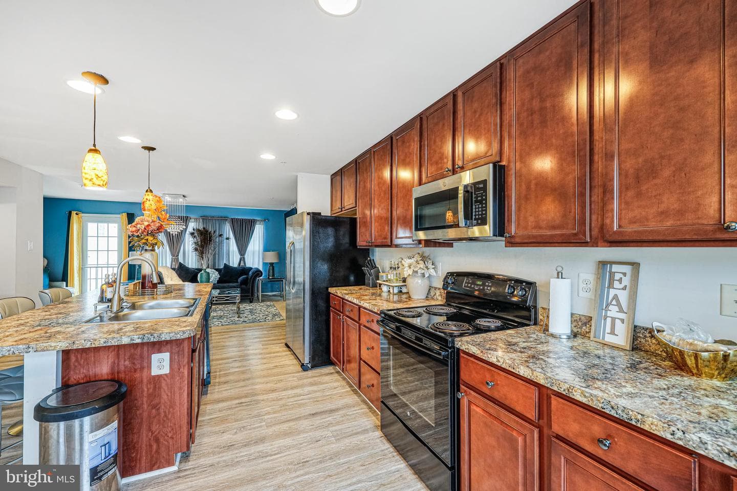 9316 Master Derby Drive photo 12