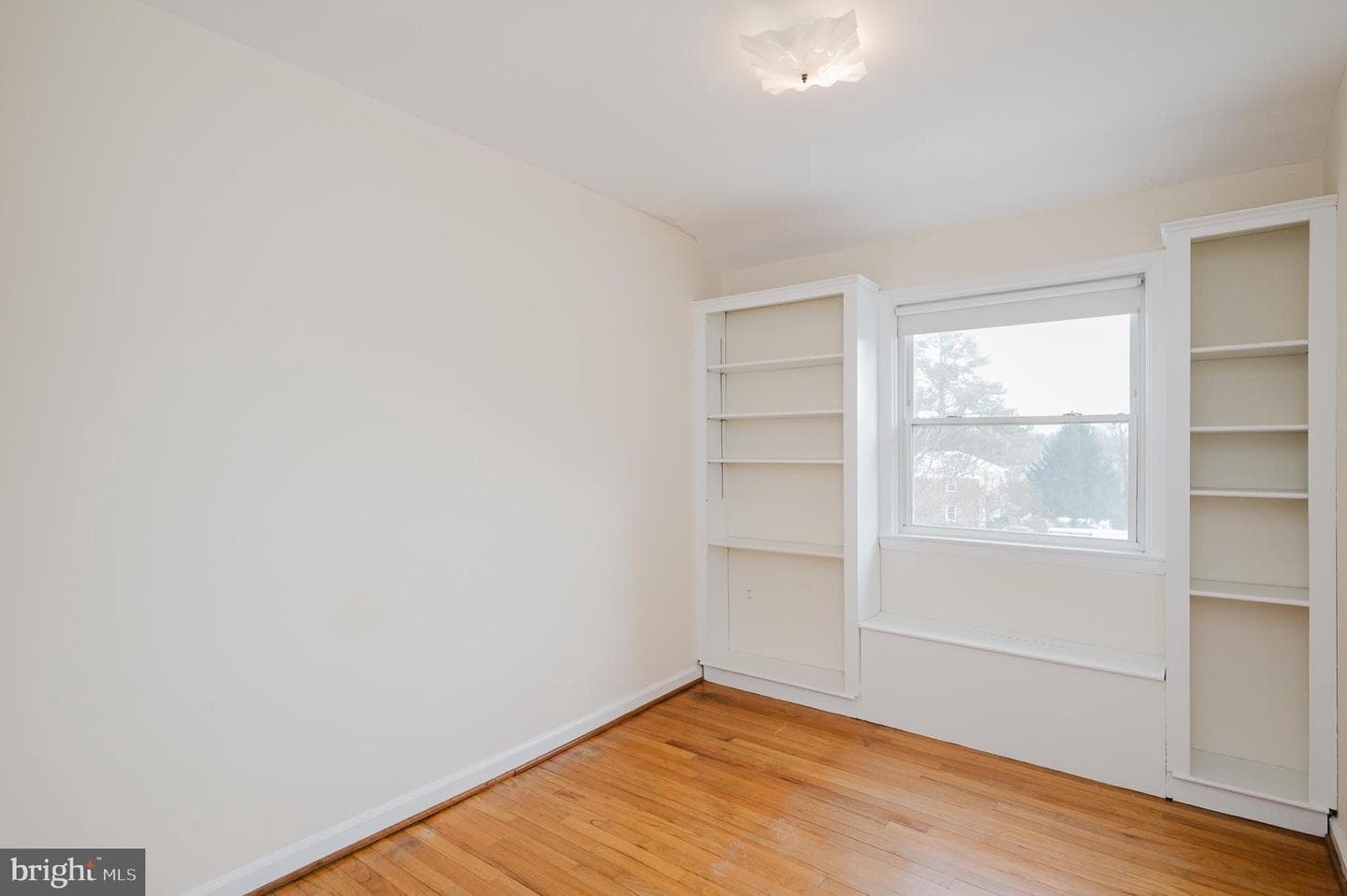 1201 Brixton Road photo 32