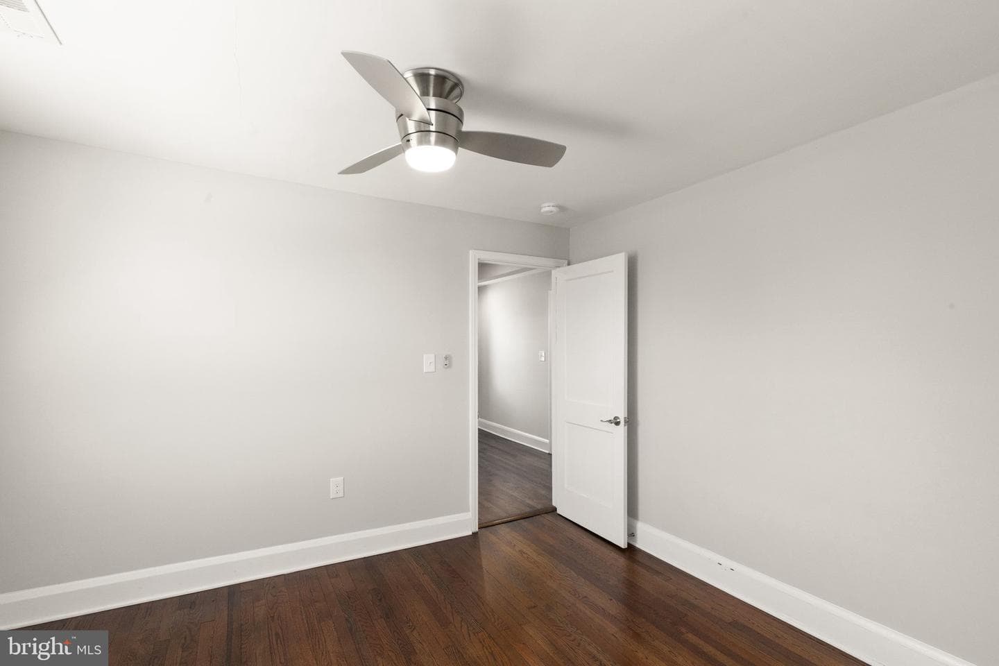 7512 Brightside Avenue photo 17