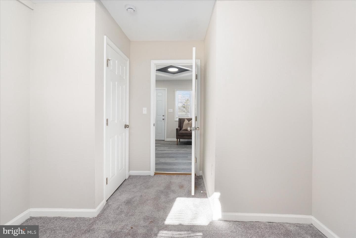 2909 Delaware Avenue photo 18