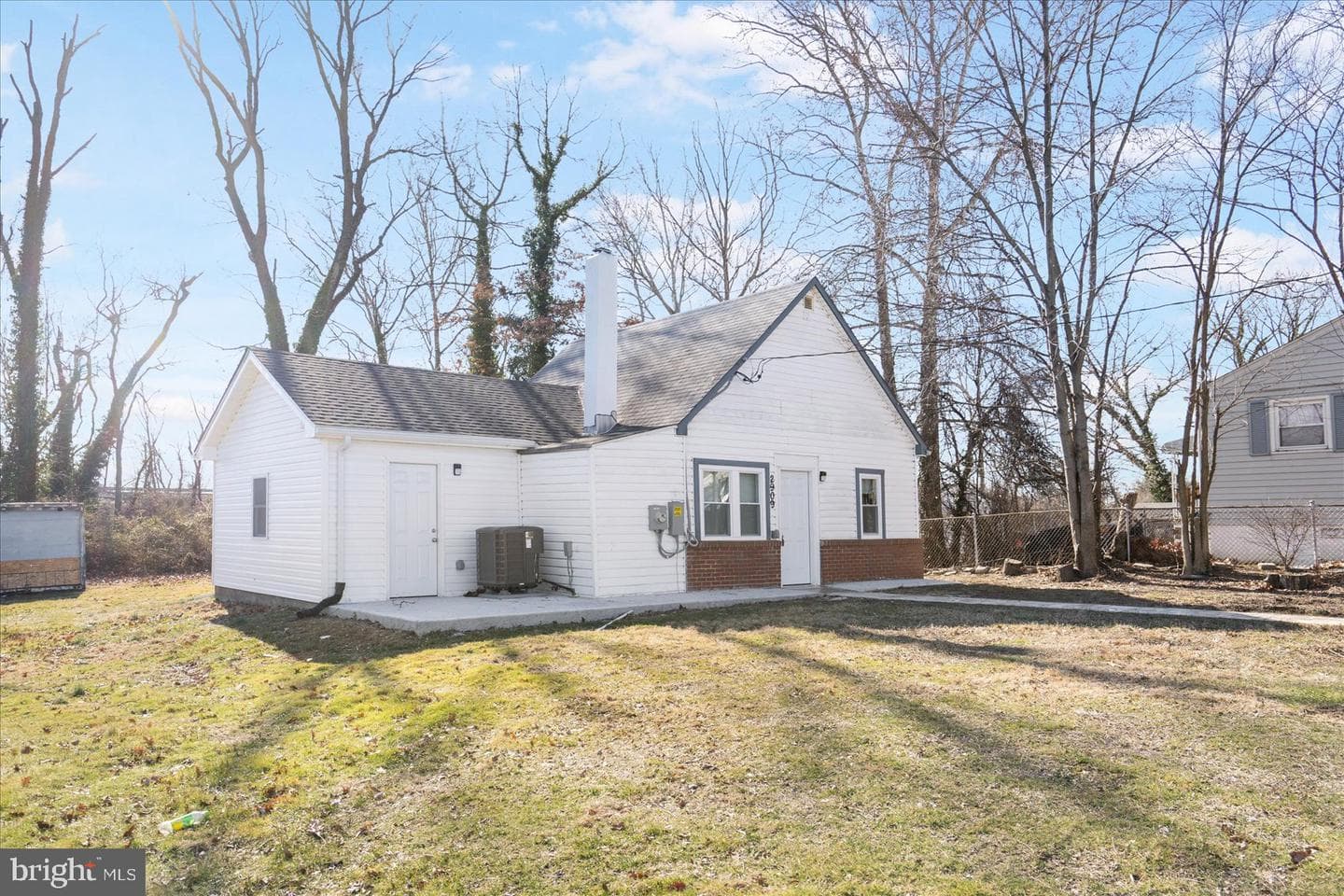 2909 Delaware Avenue photo 30