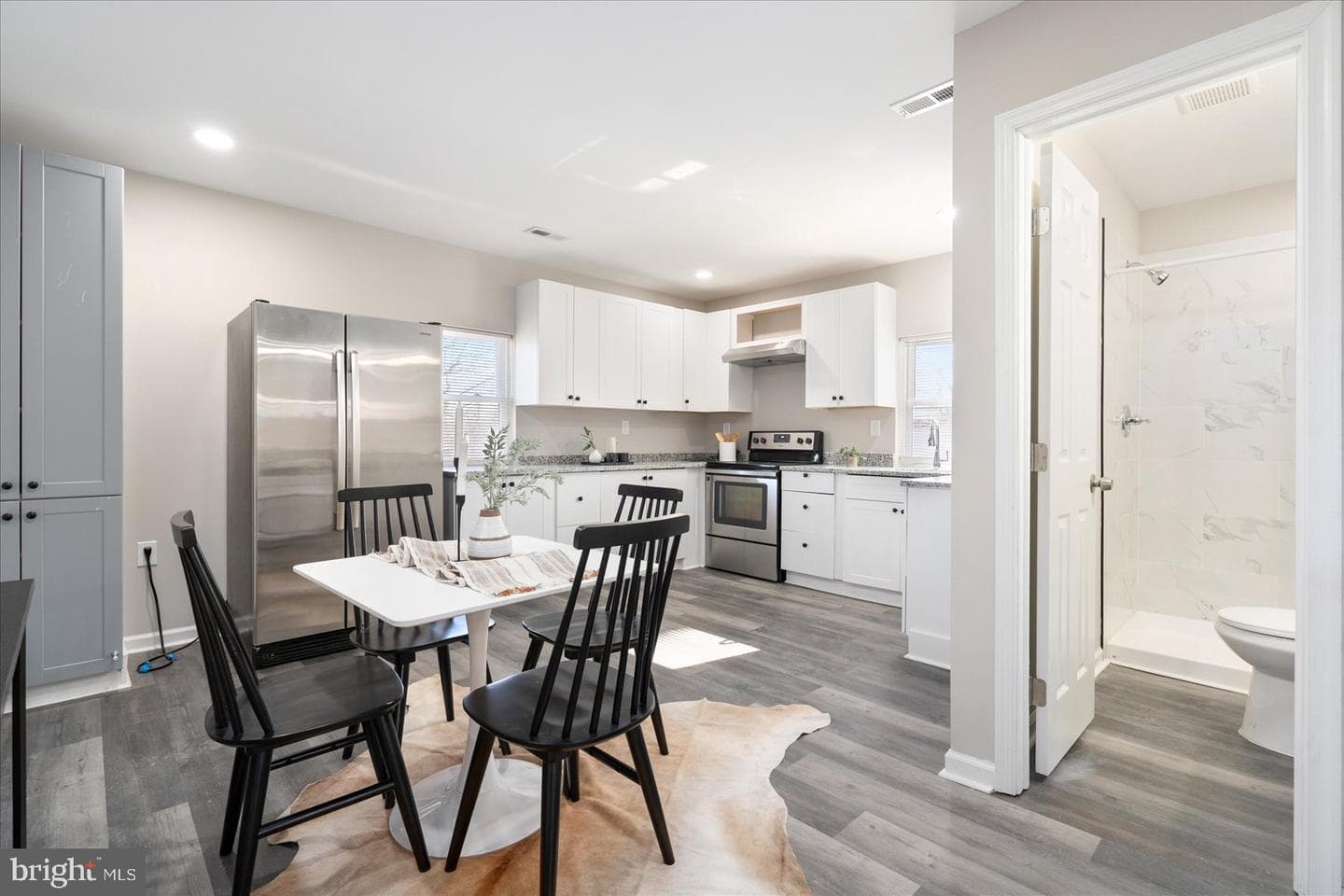 2909 Delaware Avenue photo 8
