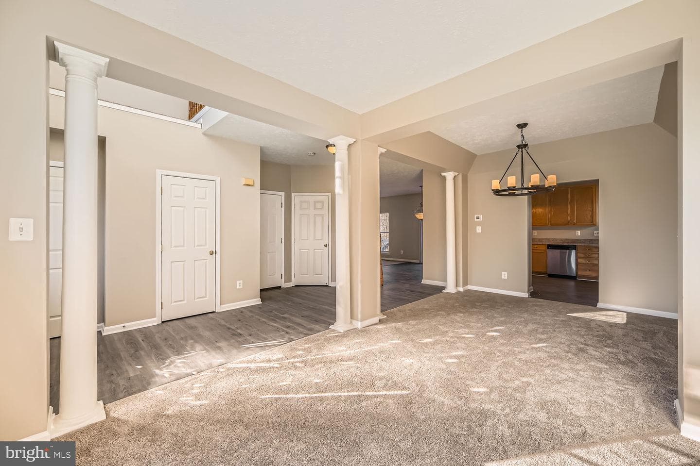 602 Walnut Grove Road photo 4