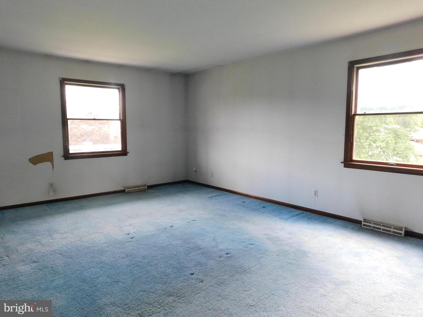 8006 Yellowstone Road photo 24