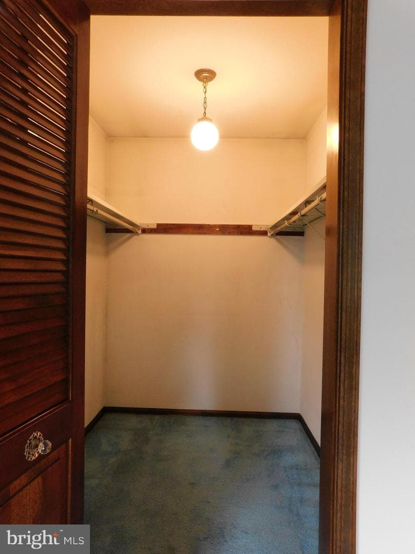 8006 Yellowstone Road photo 26