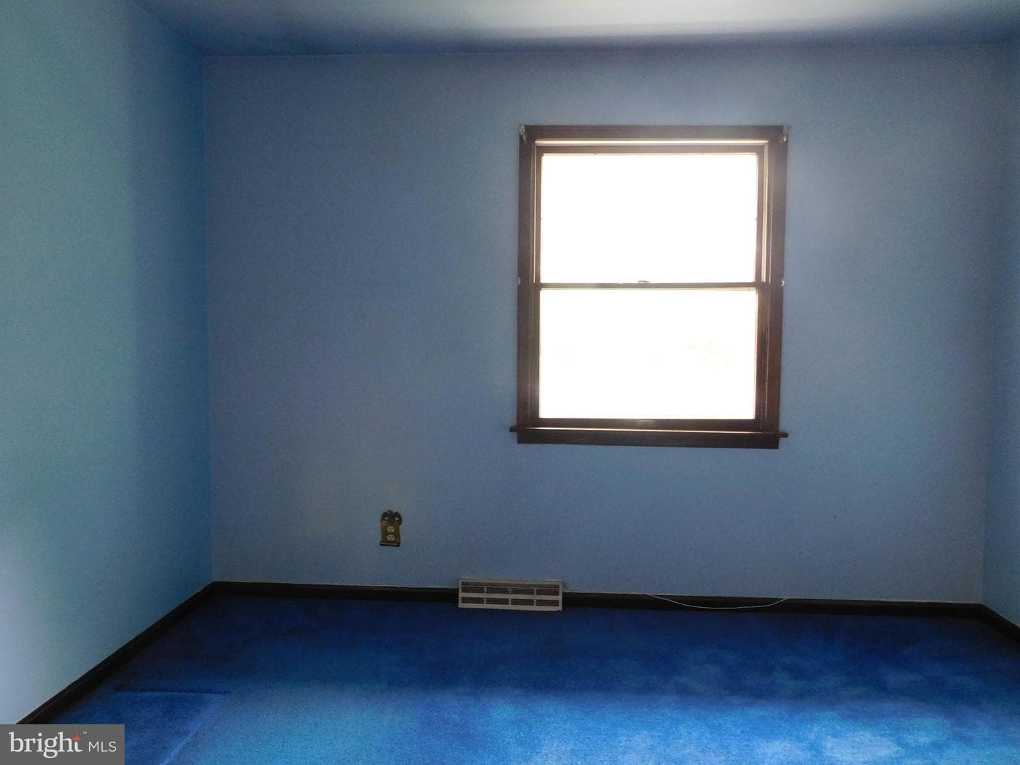 8006 Yellowstone Road photo 33