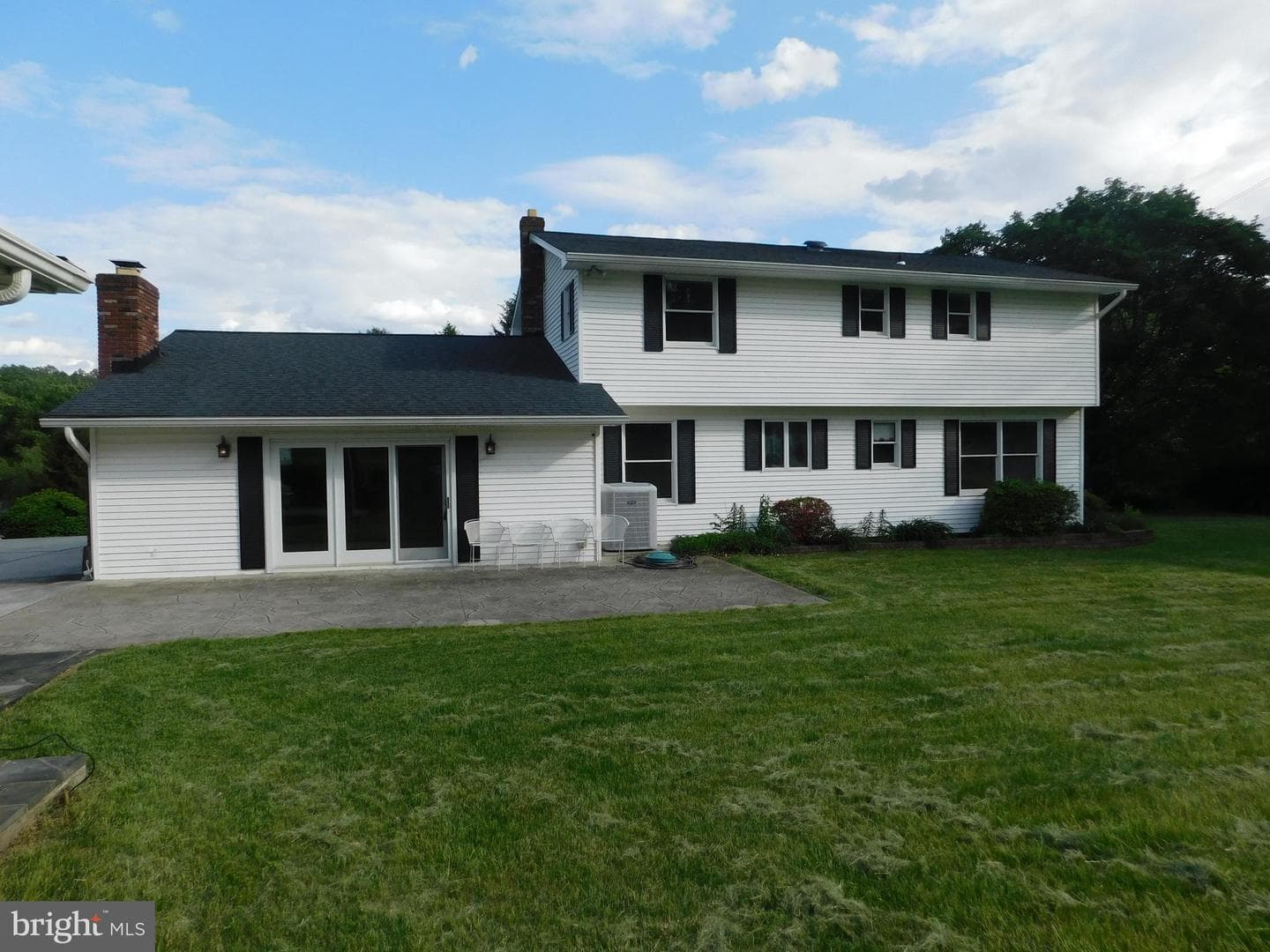 8006 Yellowstone Road photo 4