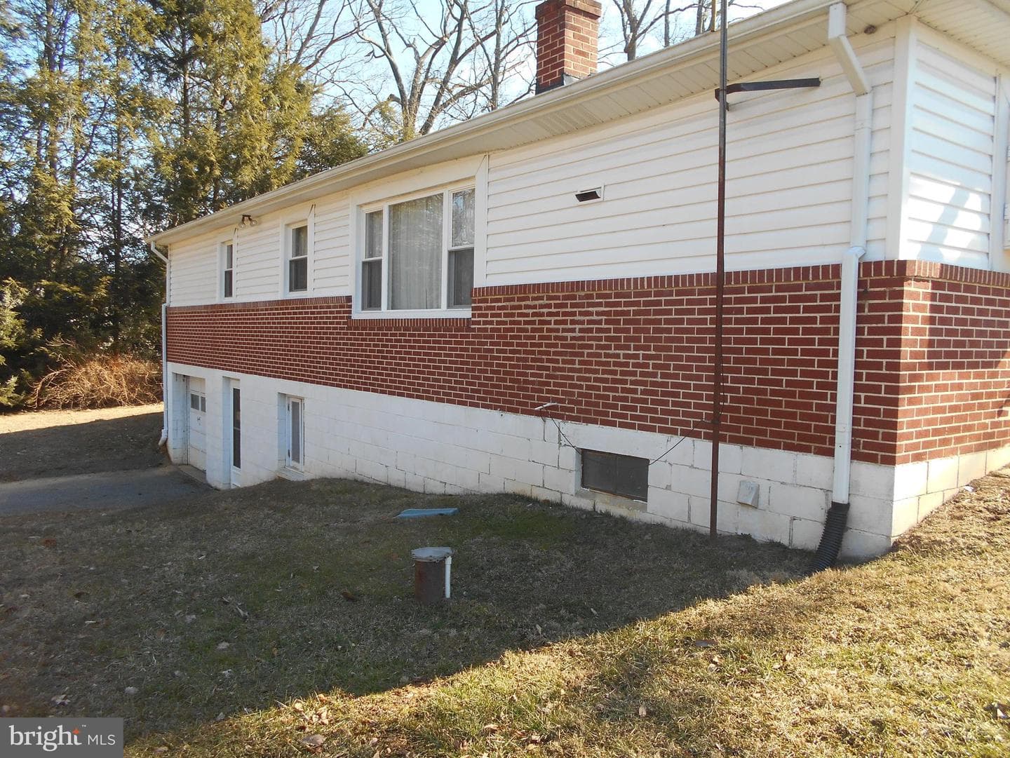 16746 Ridge Road photo 6