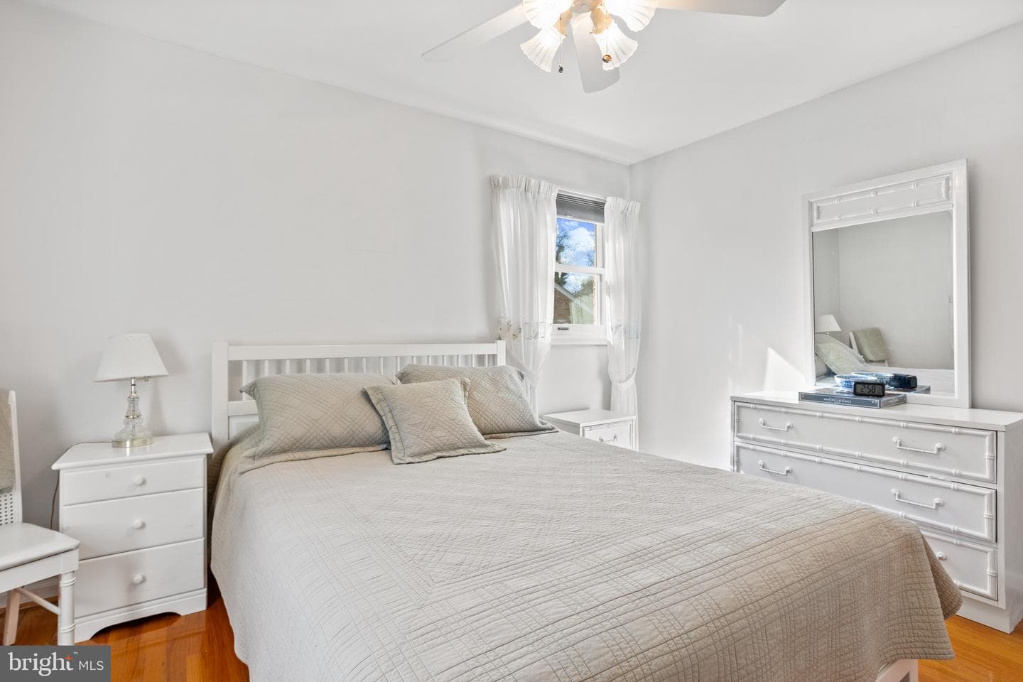1312 Midmeadow Road photo 16