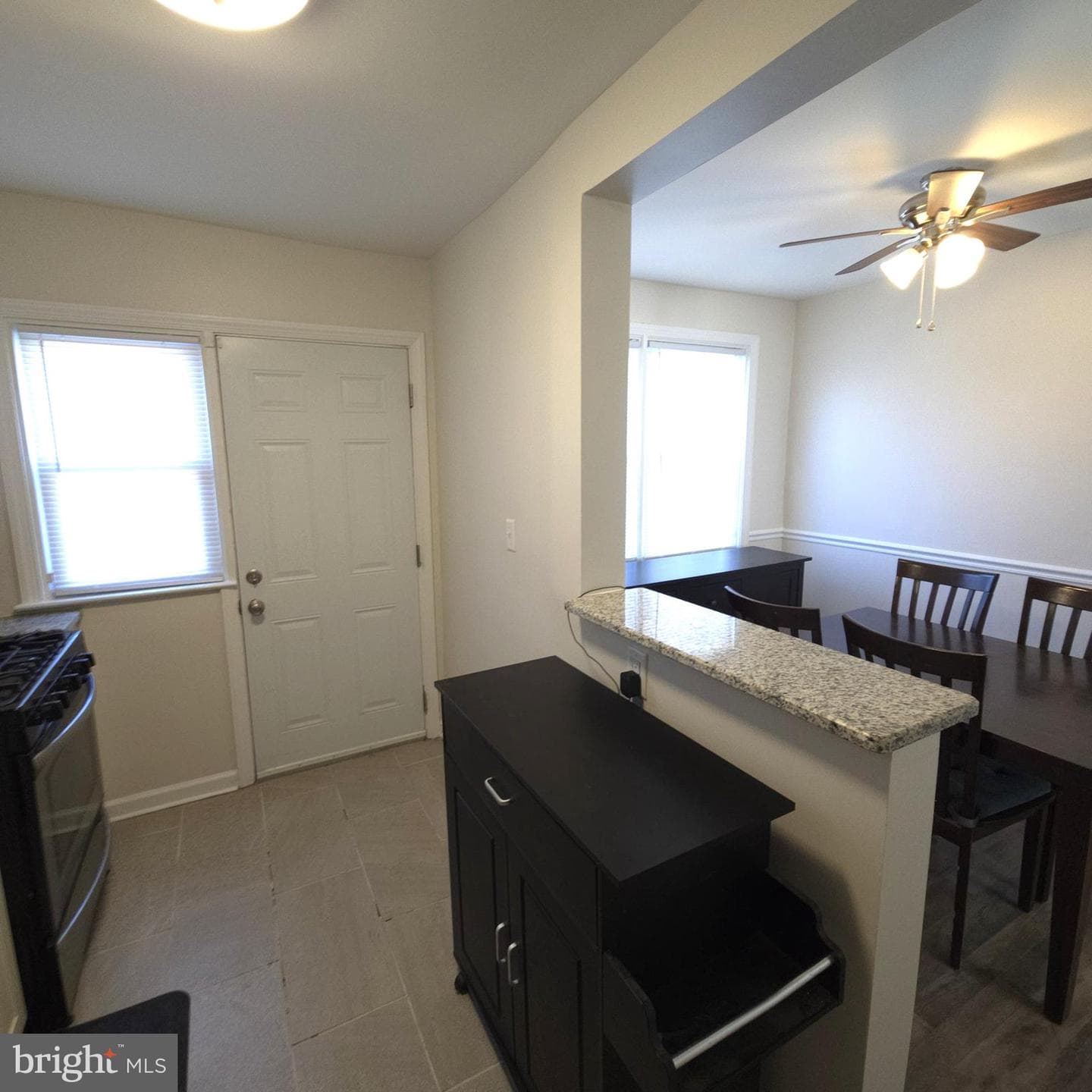 141 Hampshire Road photo 6
