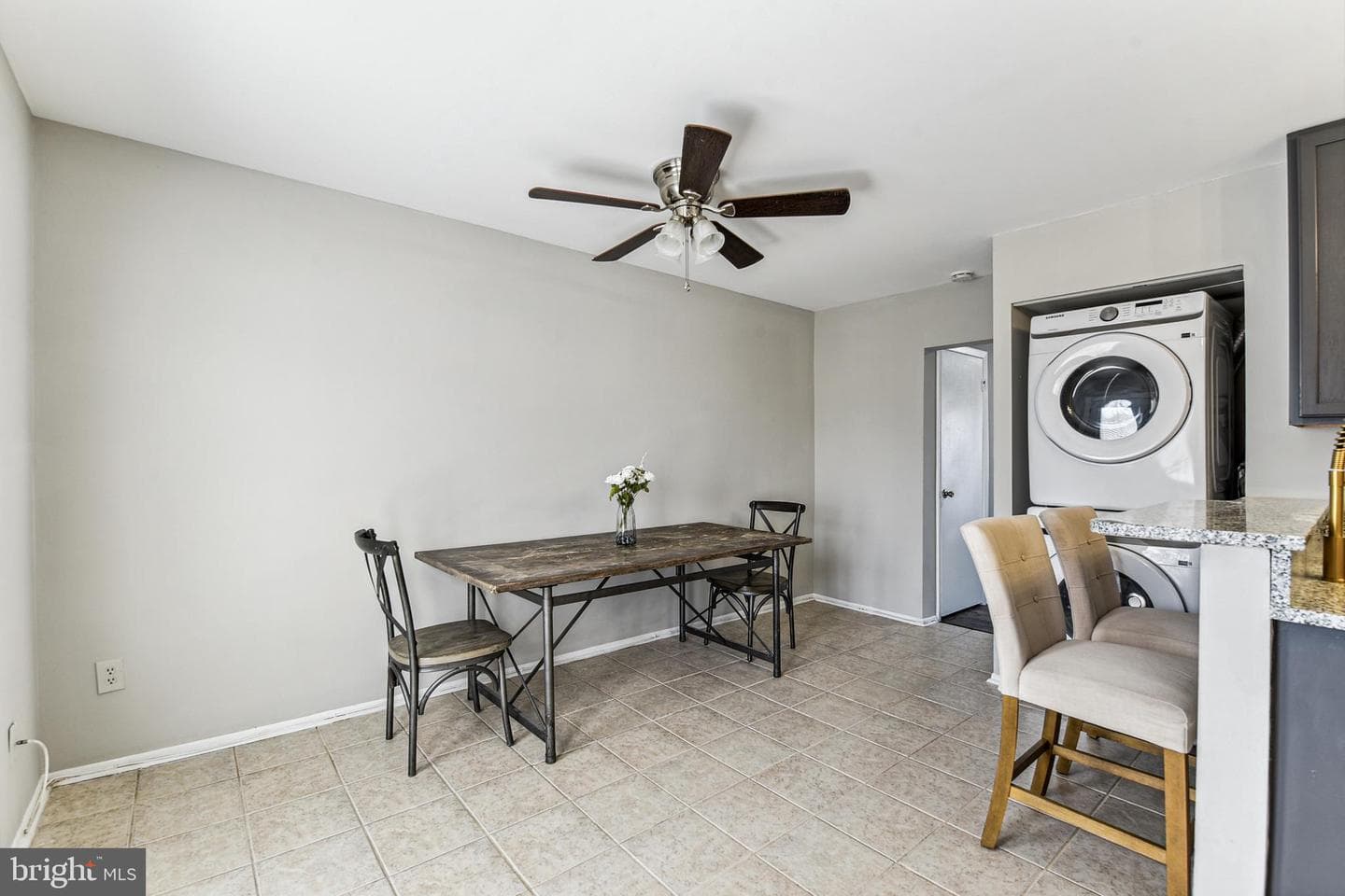 8837 Trimble Way photo 11