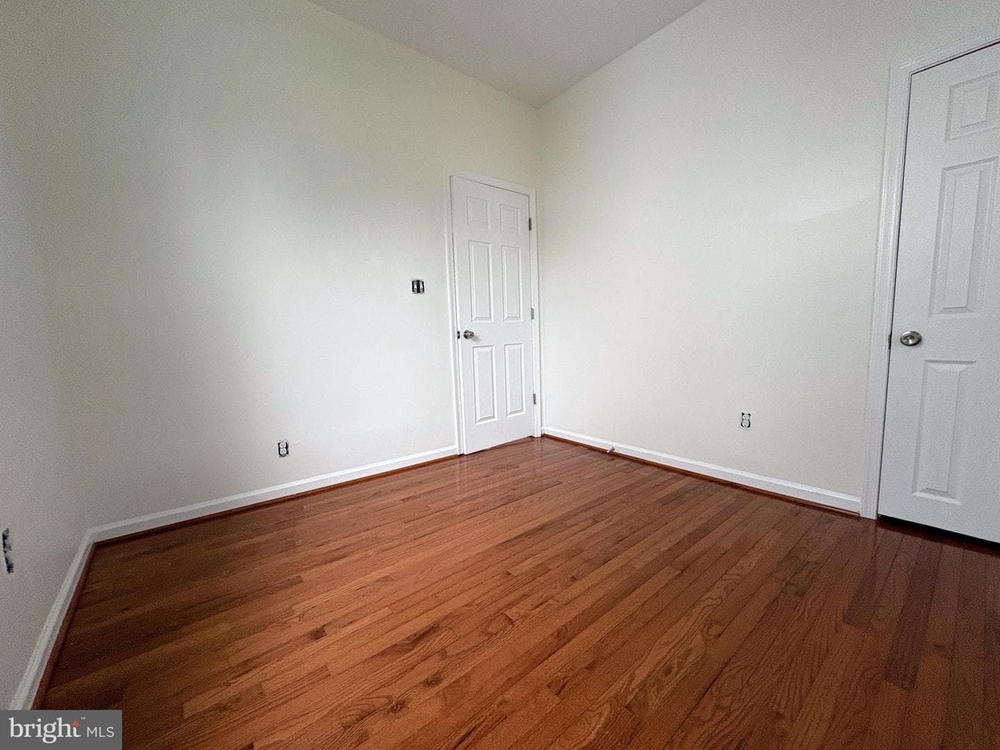 103 Sherwood Avenue photo 12