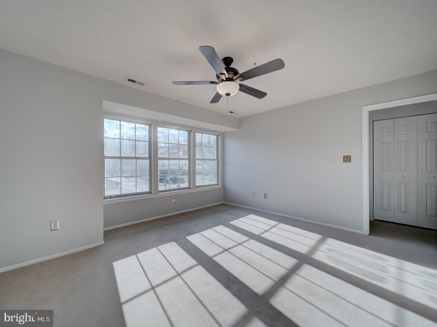 128 Jumpers Circle #202 photo 17