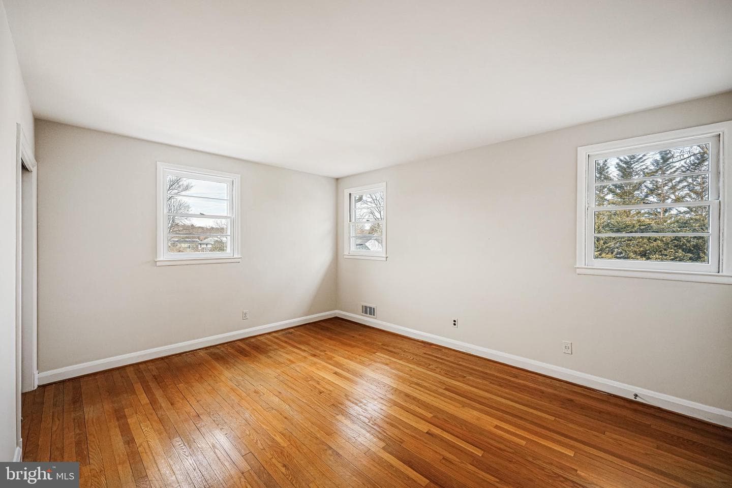1608 Templeton Road photo 19