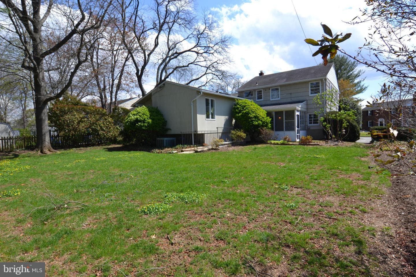 1608 Templeton Road photo 3