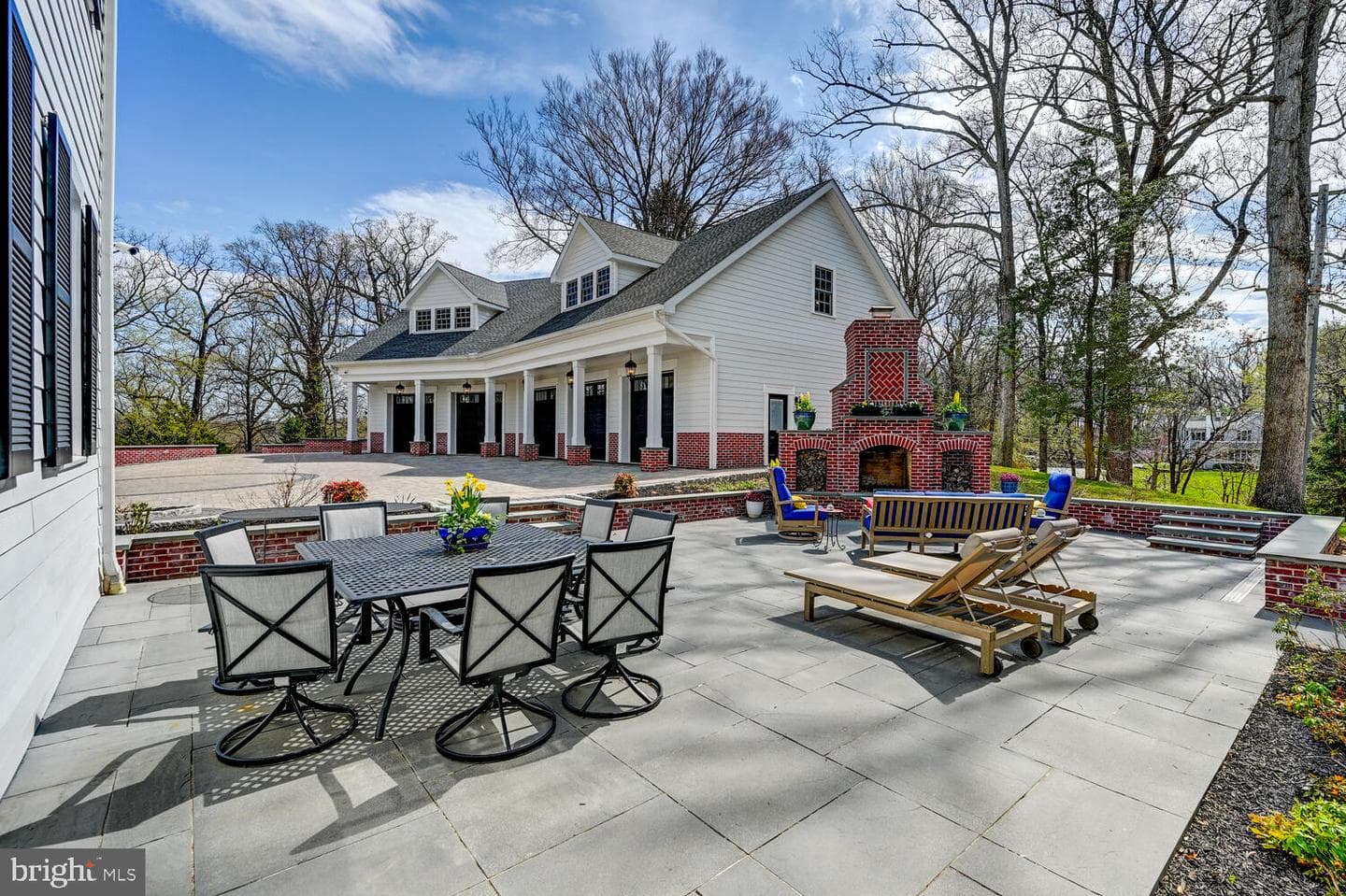 1848 Circle Road photo 5