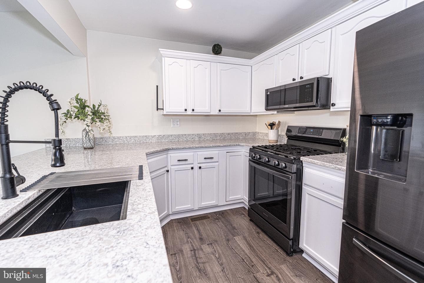 3464 Loganview photo 15